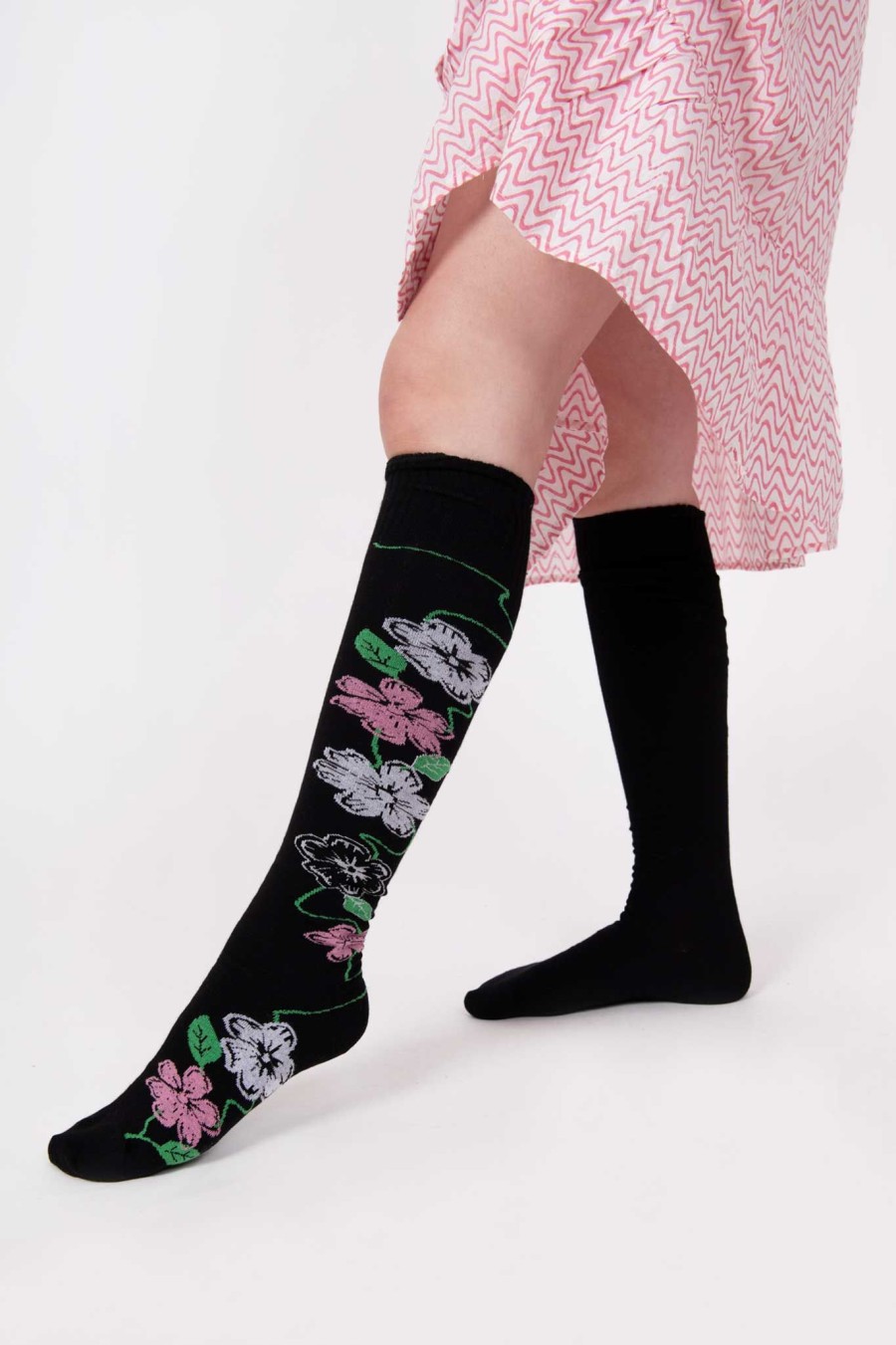 Women Batsheva | Socks In Pink Floral Black